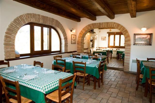 Agriturismo Valle Tezze กาสเชีย ภายนอก รูปภาพ