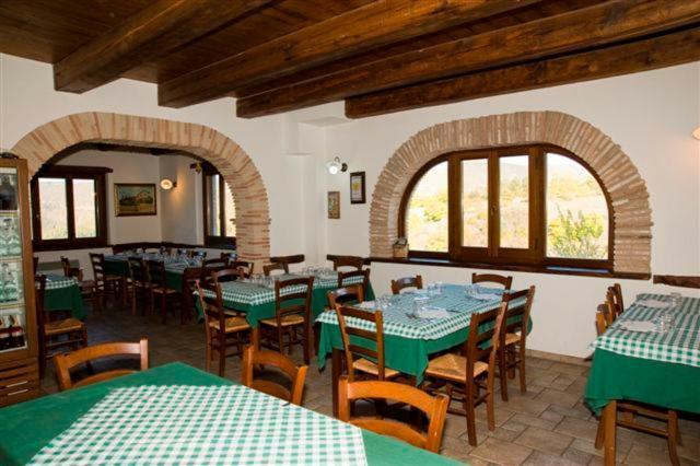 Agriturismo Valle Tezze กาสเชีย ภายนอก รูปภาพ