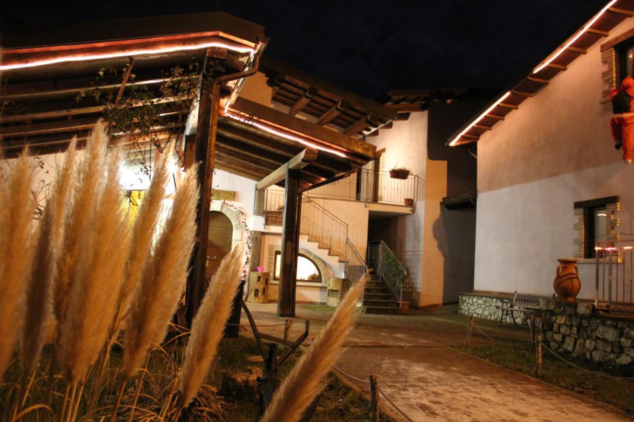 Agriturismo Valle Tezze กาสเชีย ภายนอก รูปภาพ