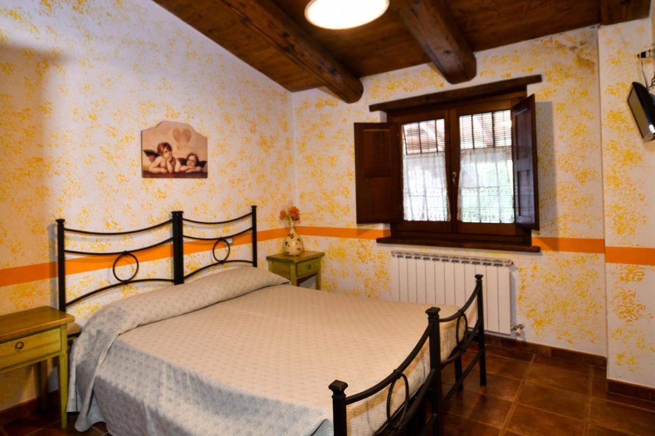 Agriturismo Valle Tezze กาสเชีย ภายนอก รูปภาพ