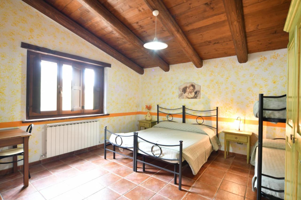 Agriturismo Valle Tezze กาสเชีย ภายนอก รูปภาพ