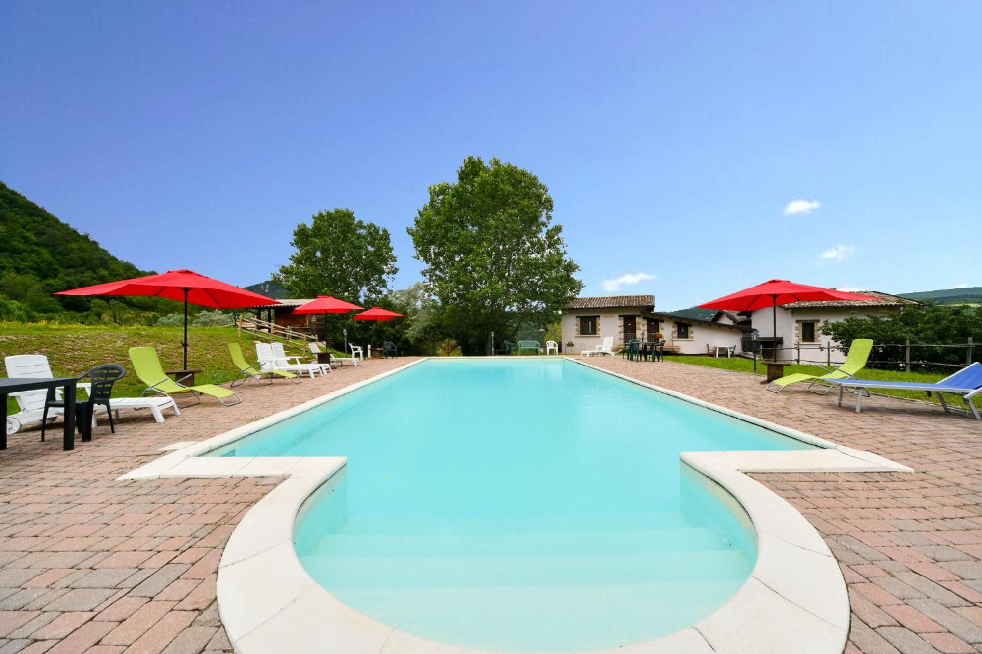 Agriturismo Valle Tezze กาสเชีย ภายนอก รูปภาพ